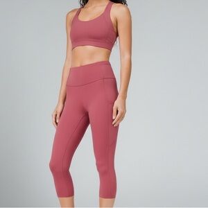 LULULEMON  · FAST & FREE CROP 19" CHERRY TINT LEGGINGS - SIZE 4